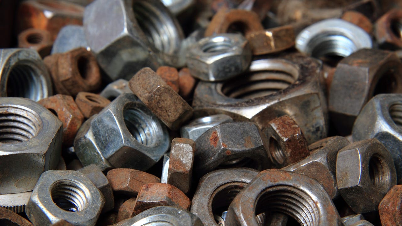 rust on nuts and bolts Jirik V shutterstock fokqK6