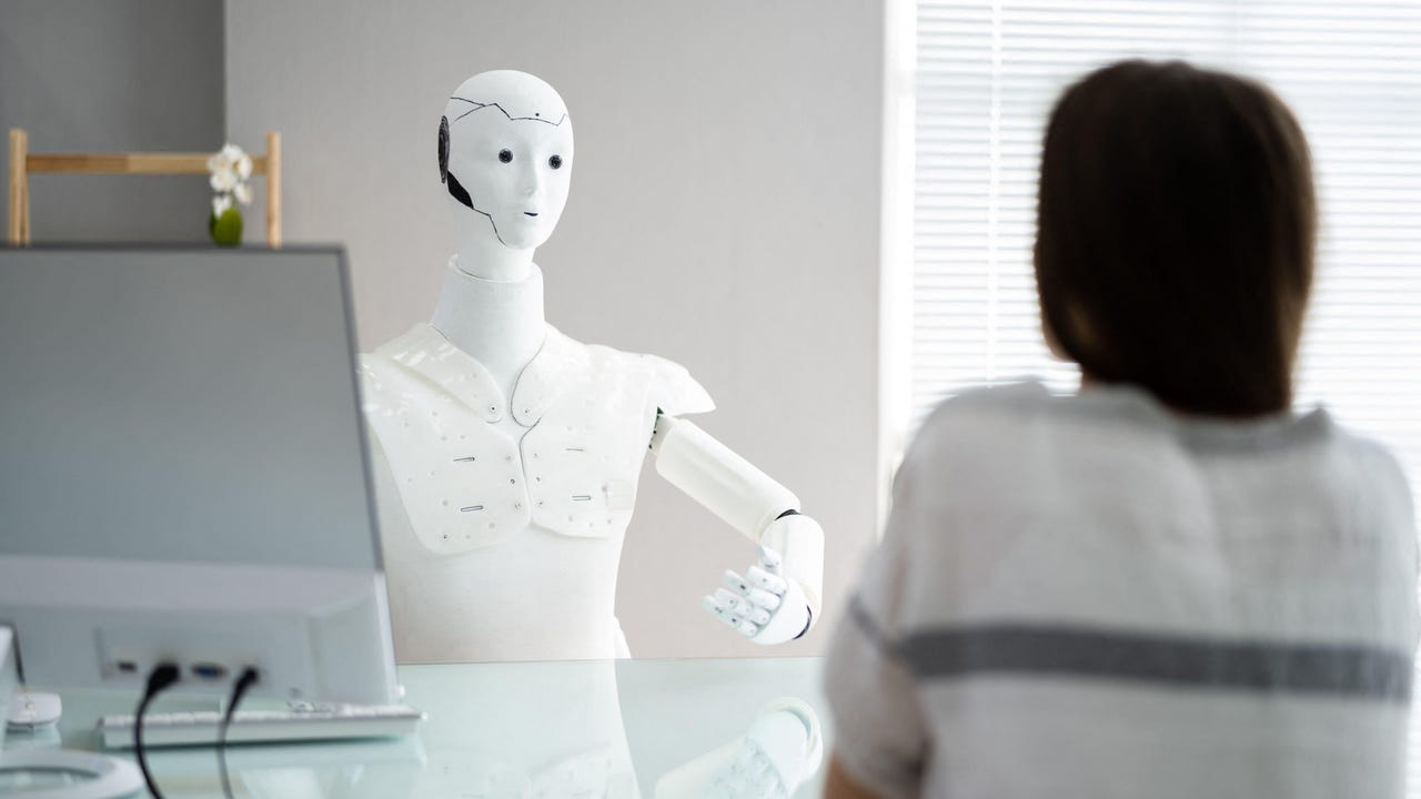 robot doctor Panther Media Global Alamy HeXb5n